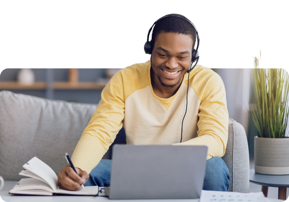 homem-em-aula-inglês-onine